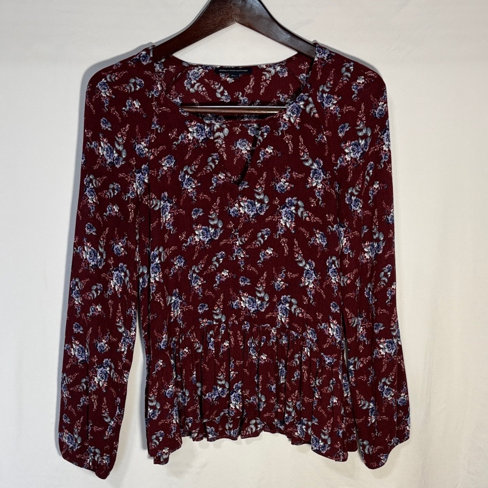American Eagle Outfitters Burgundy Floral Blouse with Peplum Hem Keyhole Neck M